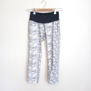 PRISMSPORT x Equinox Camo Grey Leggings Size XS